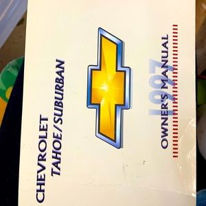 1997 Chevrolet Tahoe/Suburban Owners Manual